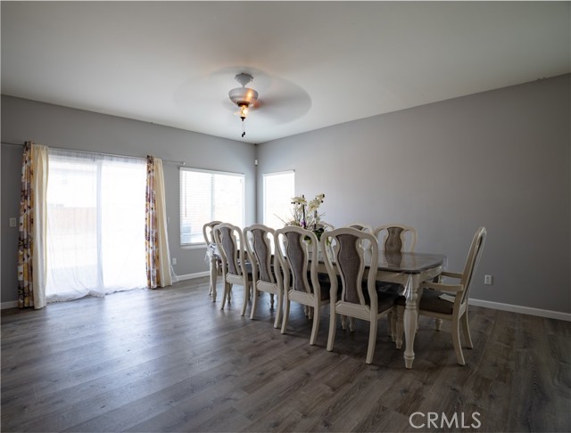 13366 Viejo Circle, Victorville CA: https://media.crmls.org/medias/5a4bb2ec-c14d-47bb-ade7-c2413cd1f79a.jpg