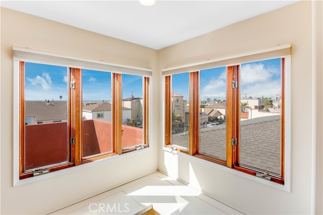 620 Manhattan Avenue, Hermosa Beach, California 90254, 3 Bedrooms Bedrooms, ,3 BathroomsBathrooms,Residential,Sold,Manhattan,SB21222034