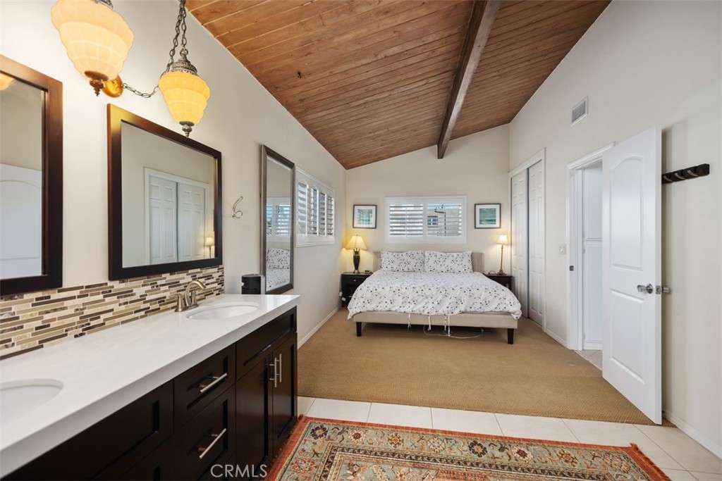 MLS #OC26163655 image #10