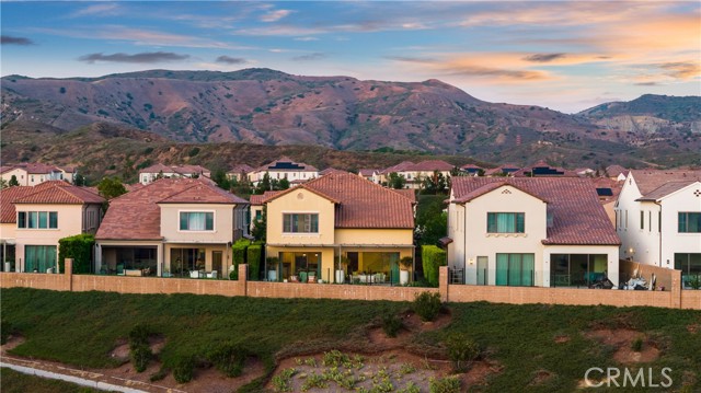137 Prestigo, Irvine CA: https://media.crmls.org/medias/5a4c811b-4f87-435b-9119-de238309cb4c.jpg