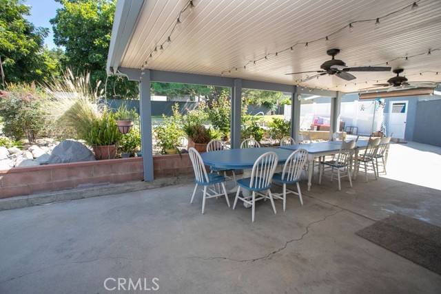 1019 W Milton Drive, Glendora CA: https://media.crmls.org/medias/5a4eb678-8dcd-4a28-a643-1467b2c7af34.jpg