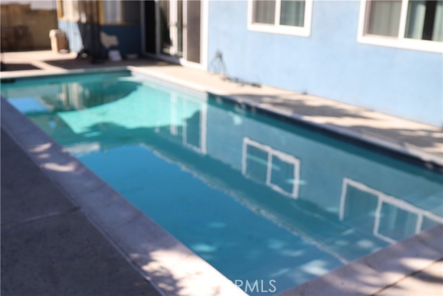 2410 Justin Avenue photo 12