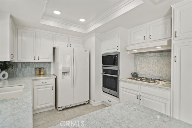 Detail Gallery Image 19 of 62 For 860 Calle Del Sol, Upland,  CA 91784 - 3 Beds | 3 Baths