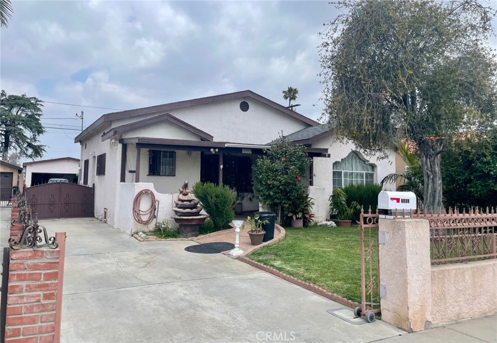 3003 Grand Avenue, Huntington Park, CA 90255