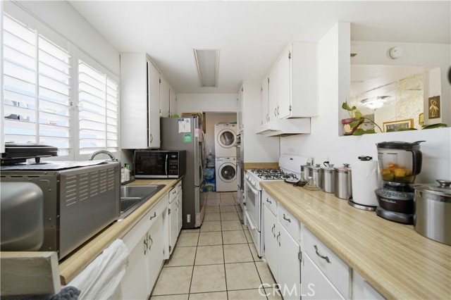 Detail Gallery Image 8 of 20 For 45403 Andale, Lancaster,  CA 93535 - 4 Beds | 2 Baths