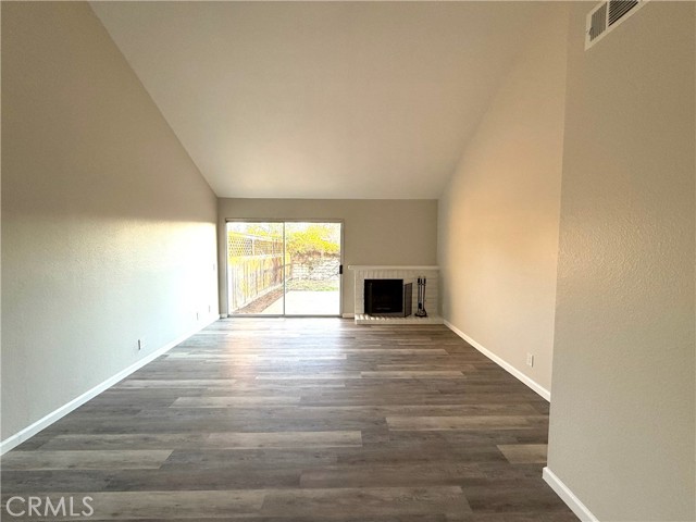 Detail Gallery Image 13 of 23 For 2421 Hawthorn, Escondido,  CA 92027 - 2 Beds | 2 Baths