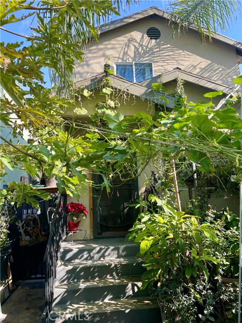 Front Image Thumbnail for CRDW26012162