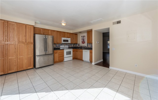 Detail Gallery Image 9 of 23 For 25885 Trabuco Rd #290,  Lake Forest,  CA 92630 - 2 Beds | 1/1 Baths