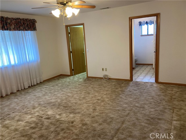 Detail Gallery Image 21 of 32 For 12563 Sarsi Ct, Apple Valley,  CA 92308 - 4 Beds | 3 Baths