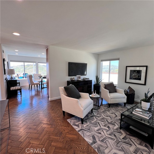 Detail Gallery Image 11 of 24 For 425 Calle Pueblo, San Clemente,  CA 92672 - 3 Beds | 2 Baths