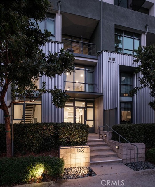 Detail Gallery Image 46 of 55 For 13045 Pacific Promenade #132,  Playa Vista,  CA 90094 - 1 Beds | 1/1 Baths