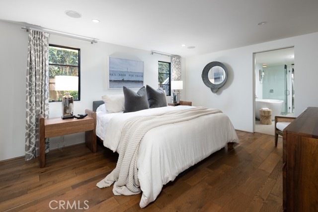 604 Begonia Avenue, Corona del Mar CA: https://media.crmls.org/medias/5a55a988-82d2-456c-bd59-7c7b3369ed9d.jpg