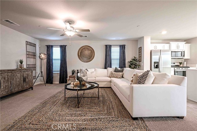 Detail Gallery Image 9 of 18 For 297 Sable St 86 Ar,  Merced,  CA 95341 - 4 Beds | 3 Baths