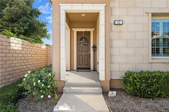 42 Castellana, Lake Forest CA: https://media.crmls.org/medias/5a566988-7fcb-477d-8f3e-19a9157f1c20.jpg
