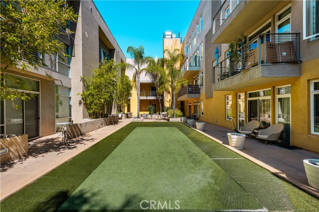 Detail Gallery Image 24 of 32 For 250 N First St #322,  Burbank,  CA 91502 - 2 Beds | 2 Baths
