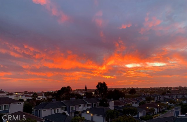 Detail Gallery Image 1 of 28 For 2057 via Concha #219,  San Clemente,  CA 92673 - 2 Beds | 2 Baths