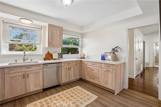 18031 Gramercy Place photo 11