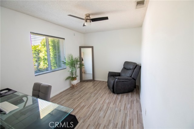 604 Northpark Boulevard, San Bernardino CA: https://media.crmls.org/medias/5a576a32-01dc-4ec1-8548-811cbe527ef5.jpg