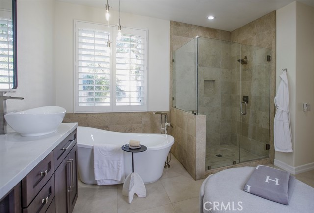 Detail Gallery Image 10 of 25 For 77363 Sky Mesa Ln, Indian Wells,  CA 92210 - 4 Beds | 4/1 Baths