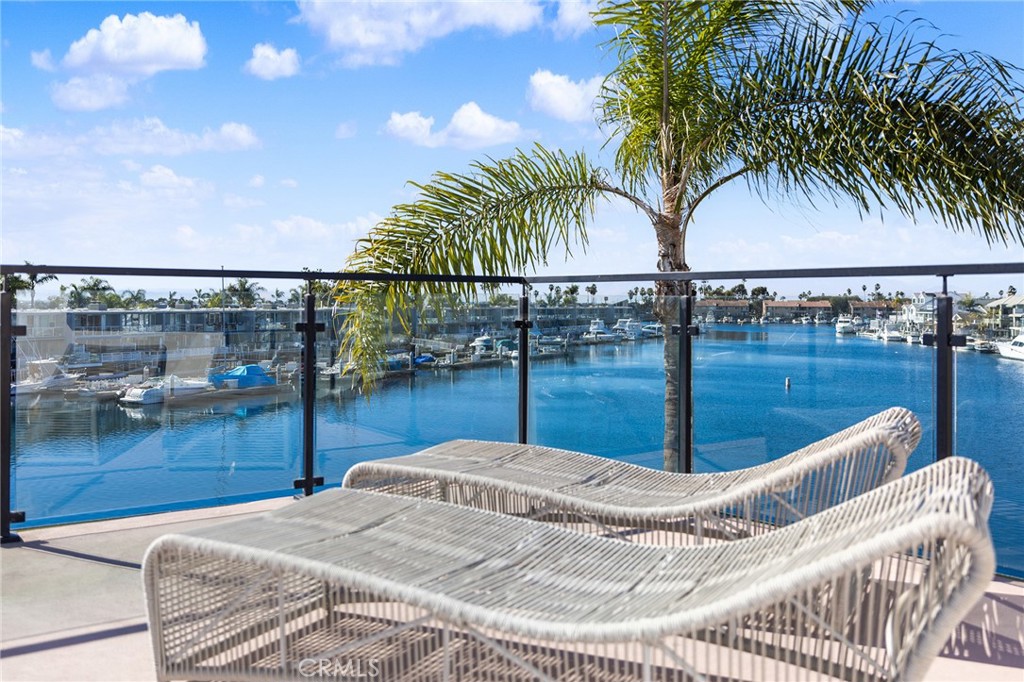 MLS #OC25256667 image #40