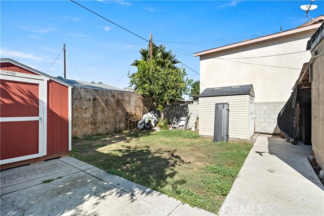 Detail Gallery Image 18 of 24 For 309 N Willowbrook Ave, Compton,  CA 90220 - 2 Beds | 1 Baths