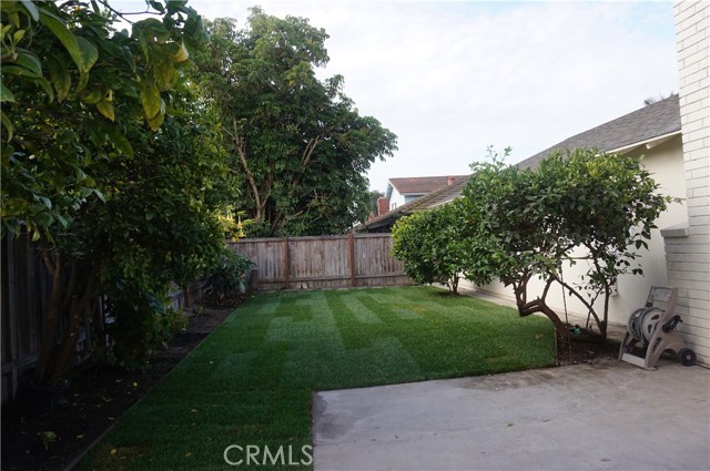 Detail Gallery Image 27 of 32 For 19602 Roderick Ln, Huntington Beach,  CA 92646 - 4 Beds | 2 Baths