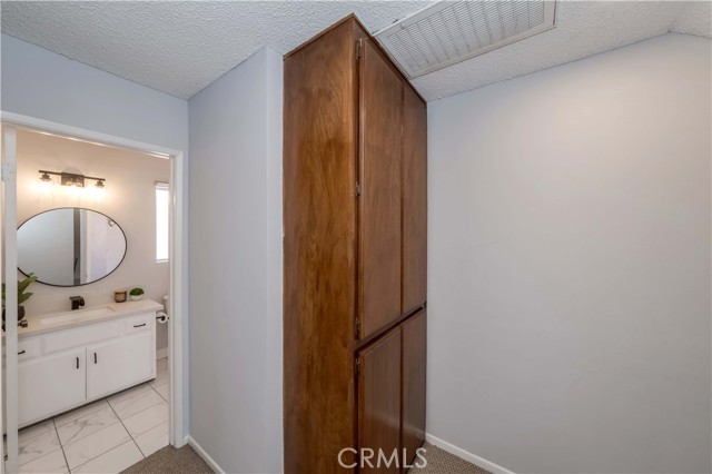 Detail Gallery Image 14 of 25 For 552 E Newmark Ave #C,  Monterey Park,  CA 91755 - 2 Beds | 2/1 Baths