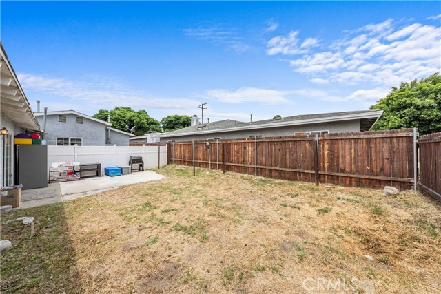 1571 E Olive Street, Ontario CA: https://media.crmls.org/medias/5a595928-d7ba-4dde-9c1a-e77e78404ec9.jpg