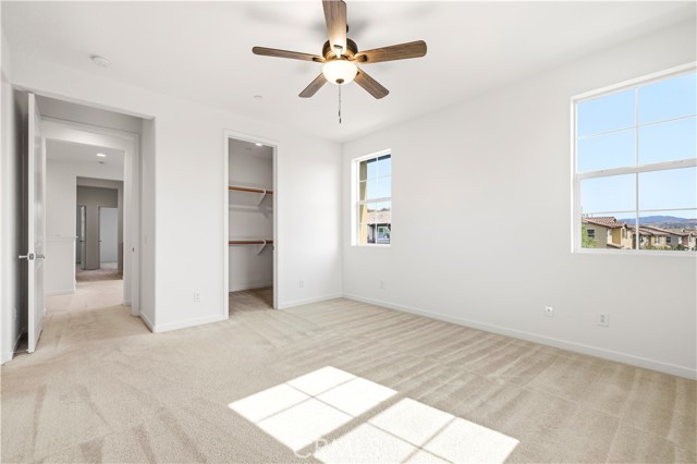 28637 Solana Court, Valencia CA: https://media.crmls.org/medias/5a598e3b-c35f-4da0-ad5e-dfb0d8de3e81.jpg