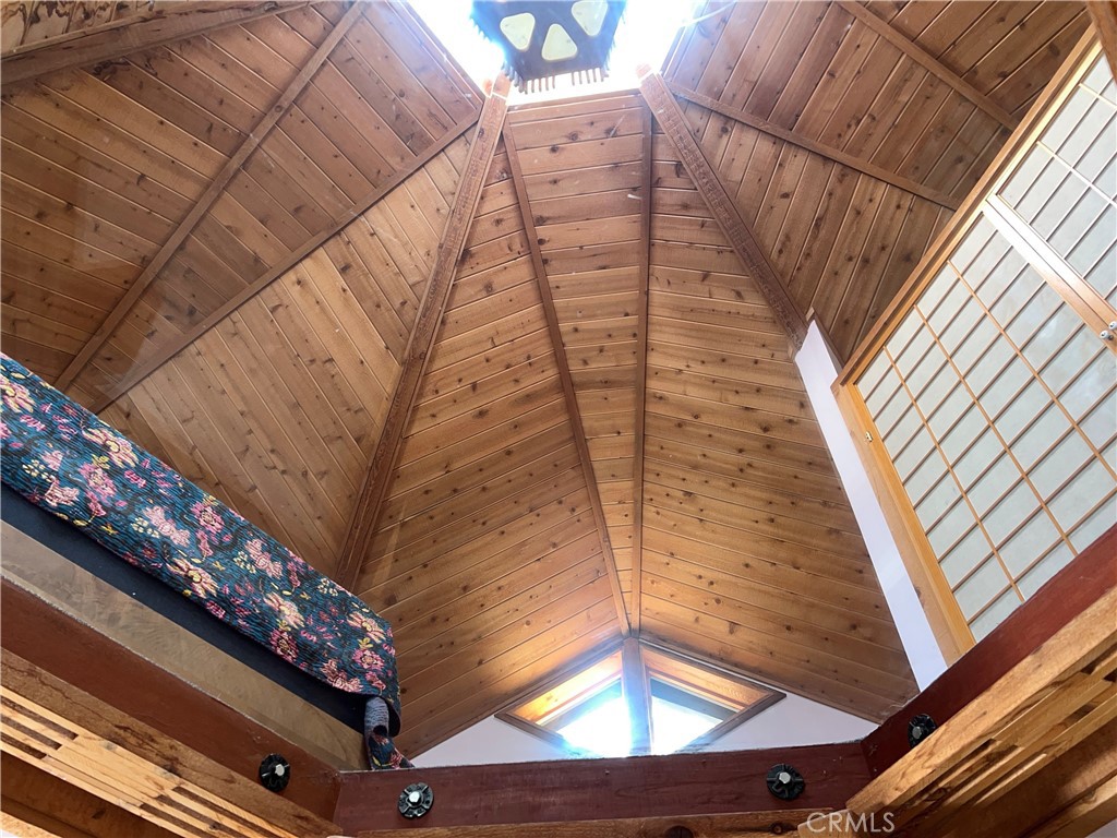 https://media.crmls.org/medias/5a59aab0-b52d-487a-9500-46a616e5fc91.jpg?preset=X-Large