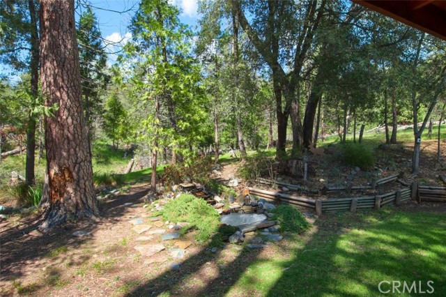 5621 Ponderosa Court, Mariposa CA: https://media.crmls.org/medias/5a5b149f-97e3-49ac-b93a-c440a4d5b265.jpg