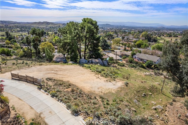 Detail Gallery Image 27 of 34 For 2935 Galaxie Heights Rd, Riverside,  CA 92507 - – Beds | – Baths