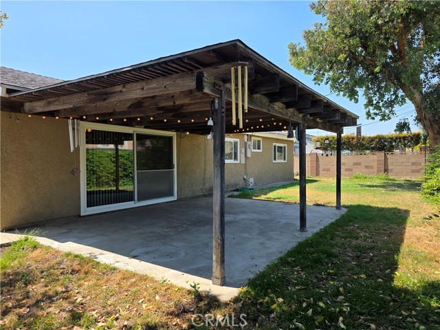 1370 S Oriole Street, Anaheim CA: https://media.crmls.org/medias/5a5b6ad4-45f2-41a8-9c60-6f80daded1be.jpg