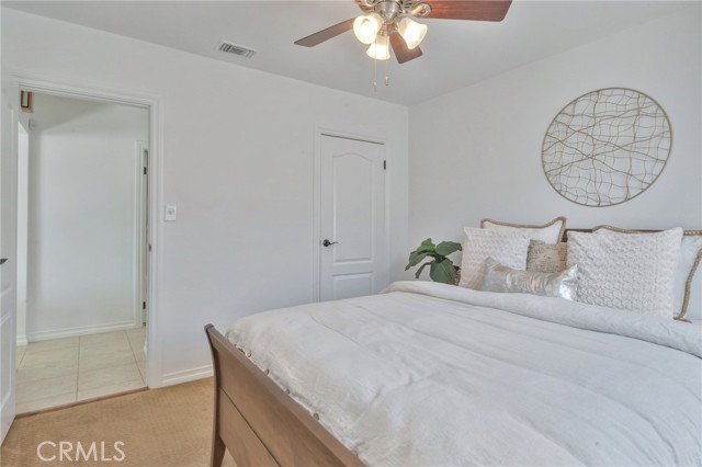 Image 16 of 36 For 22908 Ladeene