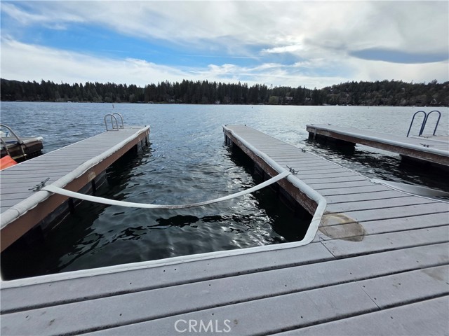 Detail Gallery Image 10 of 27 For 412 N 412 #a, Lake Arrowhead,  CA 92354 - 0 Beds | 0 Baths