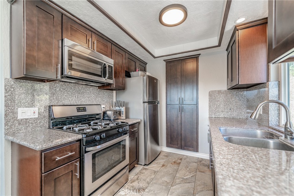 5a5e2cba B027 48a4 Aede 2d79bd5d54c7