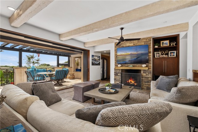 Detail Gallery Image 8 of 66 For 156 Monarch Bay Dr, Dana Point,  CA 92629 - 4 Beds | 6 Baths