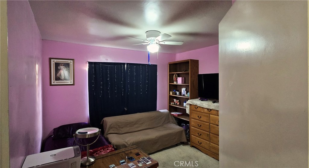 https://media.crmls.org/medias/5a5ed500-6ed4-4aff-ac7d-723ae6dc706f.jpg?preset=X-Large
