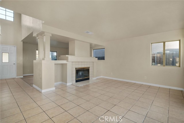 Detail Gallery Image 12 of 48 For 8147 Whitney Dr, Riverside,  CA 92509 - 4 Beds | 2/1 Baths