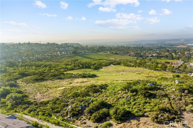 Detail Gallery Image 43 of 51 For 1704 Laurelwood, Oceanside,  CA 92056 - 3 Beds | 2/1 Baths