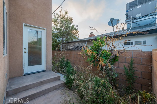 Detail Gallery Image 36 of 41 For 4445 W 163rd St., Lawndale,  CA 90260 - 4 Beds | 3/1 Baths