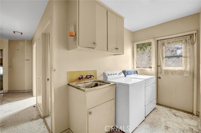 Detail Gallery Image 30 of 46 For 11500 Thurston, Los Angeles,  CA 90049 - 4 Beds | 4 Baths