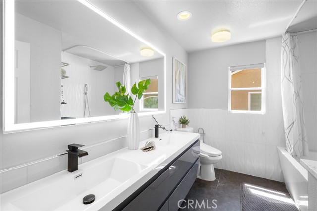 8787 Sunbird Avenue, Fountain Valley CA: https://media.crmls.org/medias/5a609ad0-1584-46a8-8a4a-21f7ad3557ff.jpg