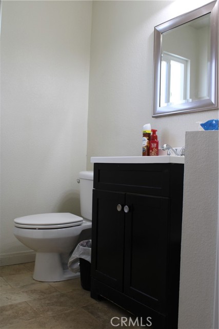 Detail Gallery Image 11 of 27 For 1848 Cascadian Way, San Jacinto,  CA 92583 - 3 Beds | 2/1 Baths
