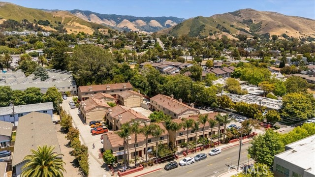 60 Casa Street, San Luis Obispo CA: https://media.crmls.org/medias/5a60d096-e083-453e-9f1c-de71ad993506.jpg