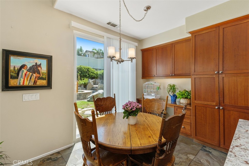 MLS #IV25162337 img 15