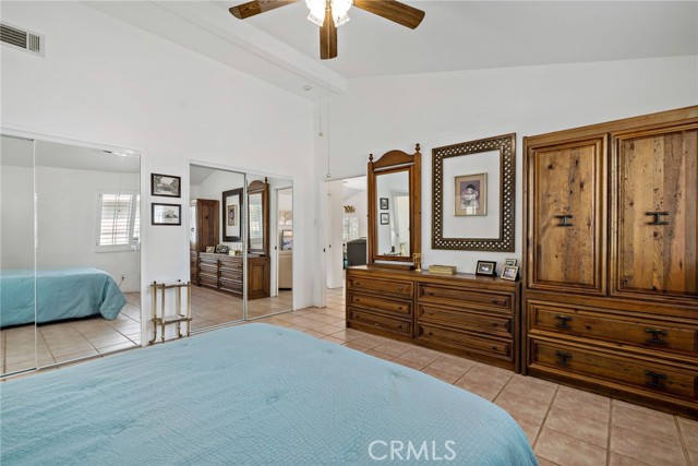 40555 Benji Lane, Hemet CA: https://media.crmls.org/medias/5a6214c5-7d04-4446-83fd-08b3ab1aaf69.jpg