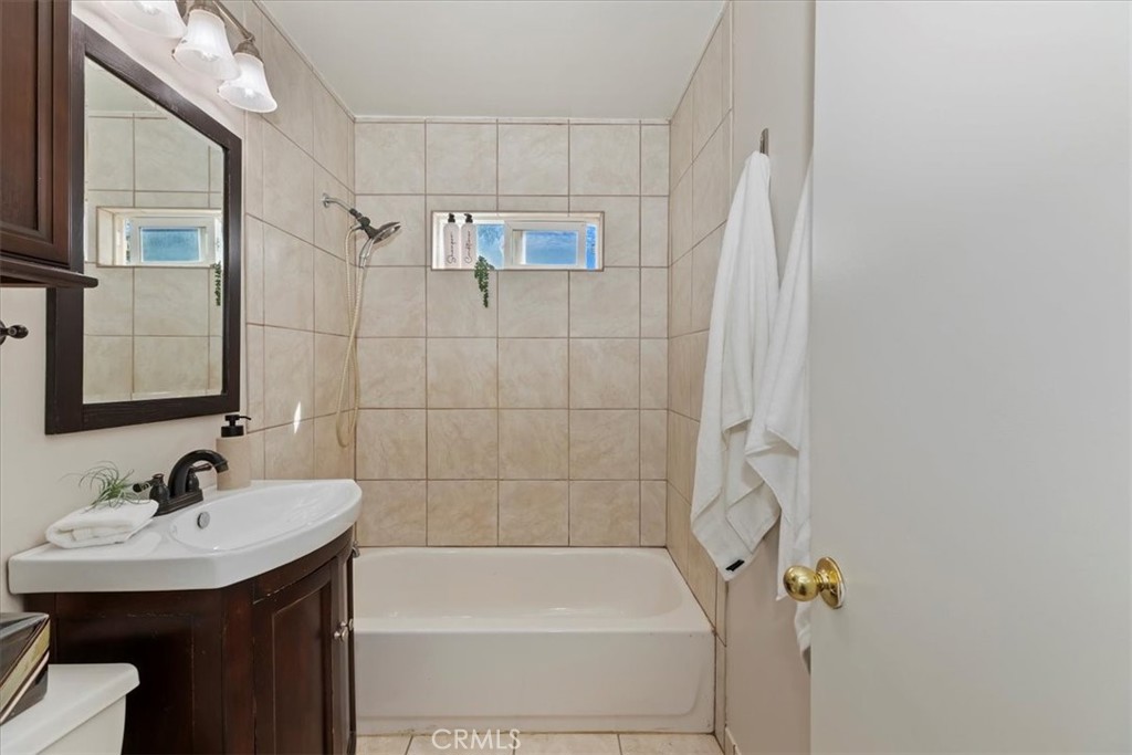 MLS #IG25217996 image #19