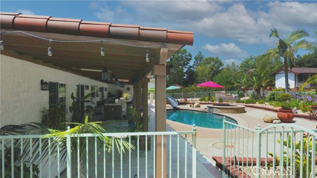 2509 Euclid E, Upland CA: https://media.crmls.org/medias/5a6298b6-e706-4346-b75f-f13e2d1ac7e1.jpg