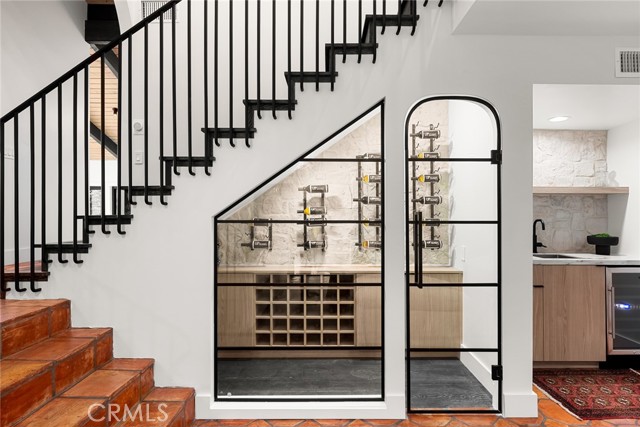 4885 Winnetka Avenue, Woodland Hills CA: https://media.crmls.org/medias/5a62db18-98c7-49a0-ba0e-5d0926d42f9a.jpg